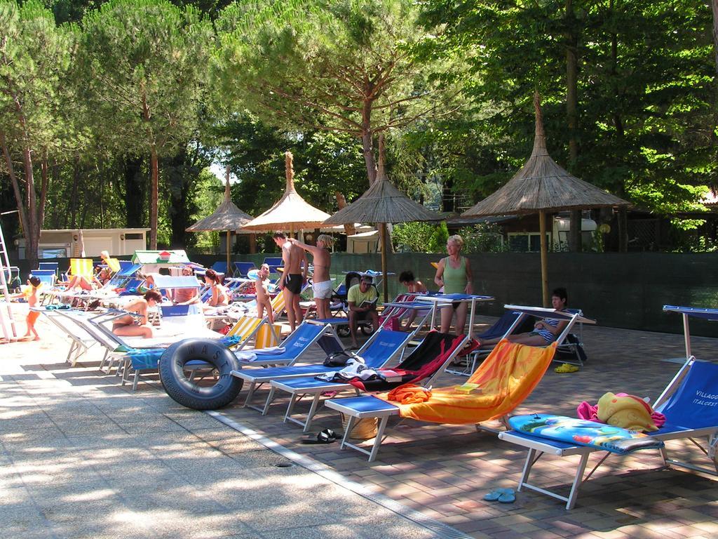Camping Villaggio Italgest SantʼArcangelo Екстериор снимка